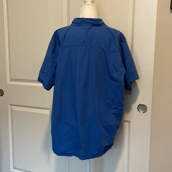 - Disney Pooh @ Disney button down blue shirt - Picture 6 of 11